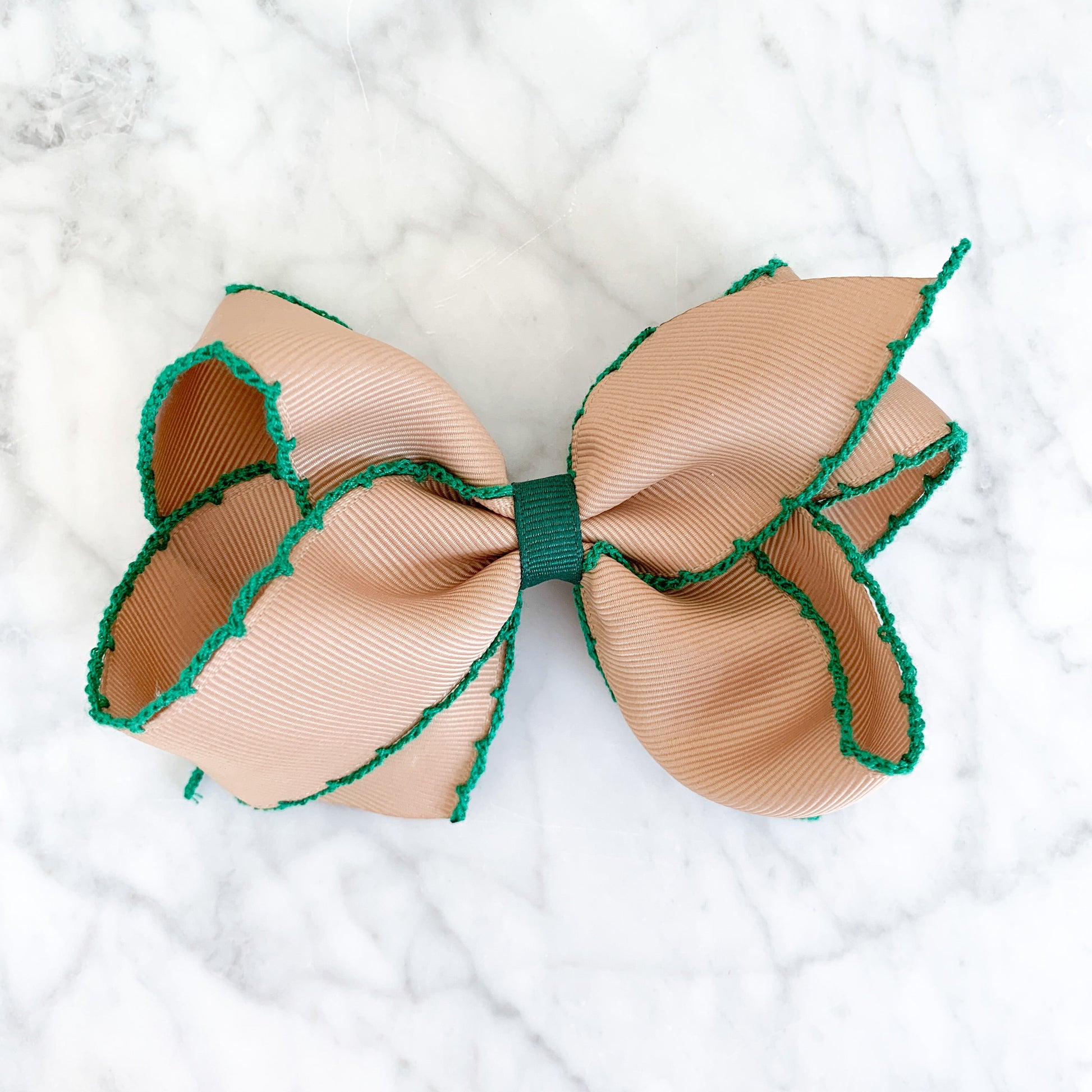 SMALL MOONSTITCH BOW - TAN WITH GREEN - Made by McNamara